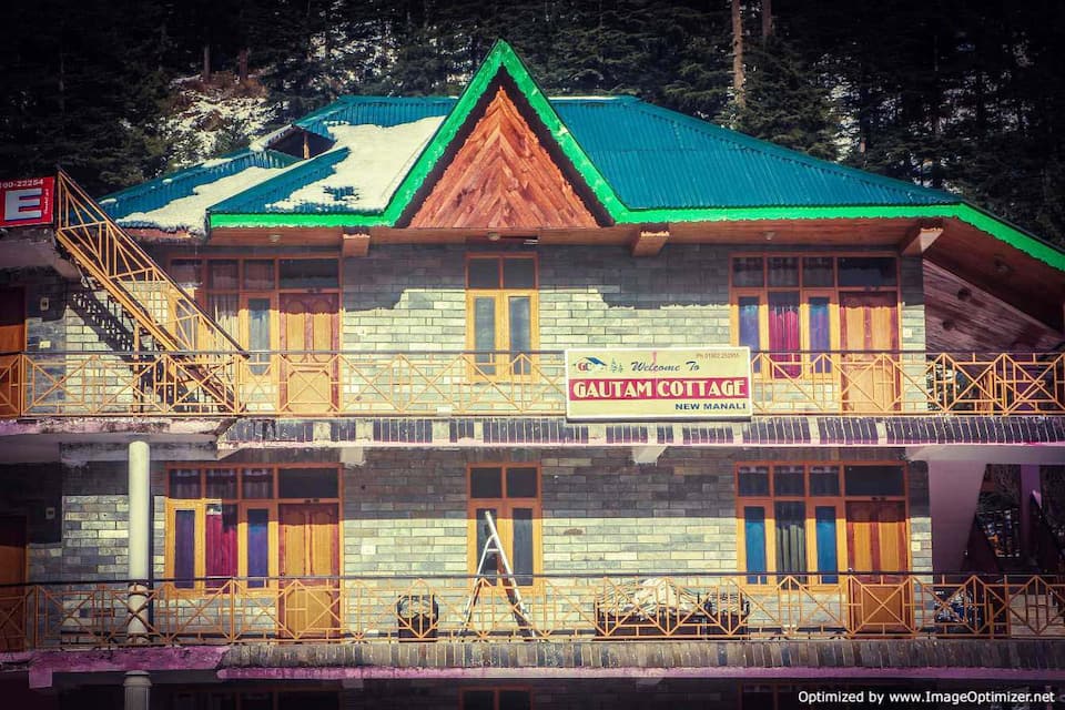 Gautam Hotel and Cottage